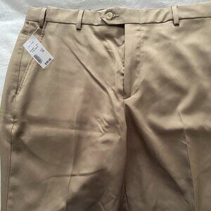 NWT Khaki Performance Shorts, men sz 35, Jos. A. Banks